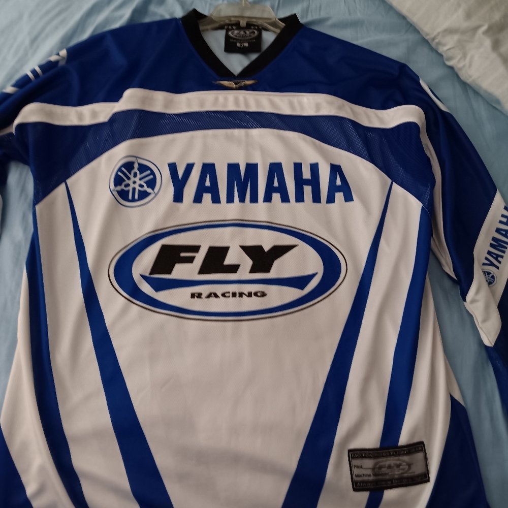 Yamaha Fly shirt, size x-large Color Blue and white.